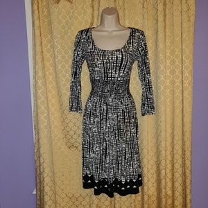 Long sleeves dress size 6